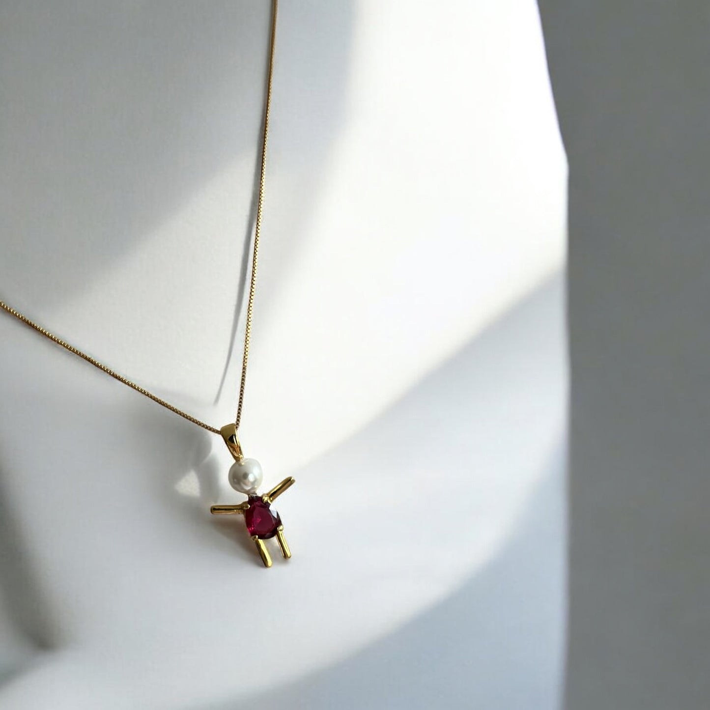 Pearl and red sparkling stone Girl Pendant – 18K Gold Plated