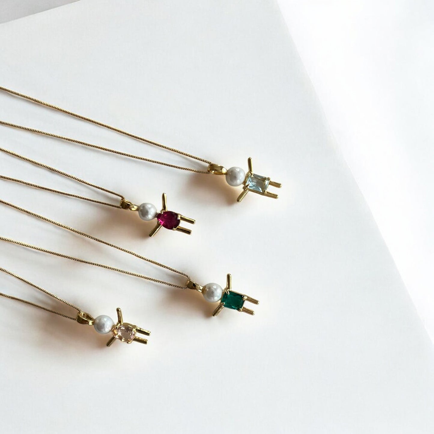 Pearl and red sparkling stone Girl Pendant – 18K Gold Plated